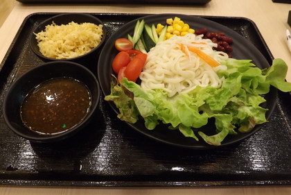 サラダうどん
